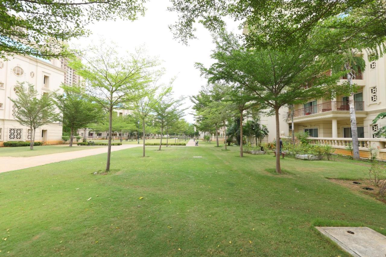 Hotel Oyo 6954 The Lawns Oragadam Exterior foto