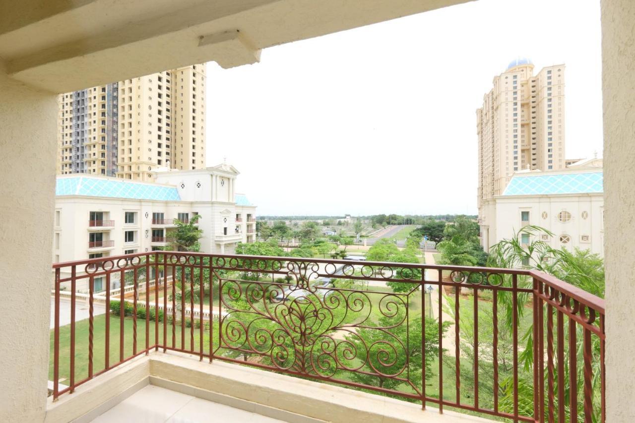 Hotel Oyo 6954 The Lawns Oragadam Exterior foto